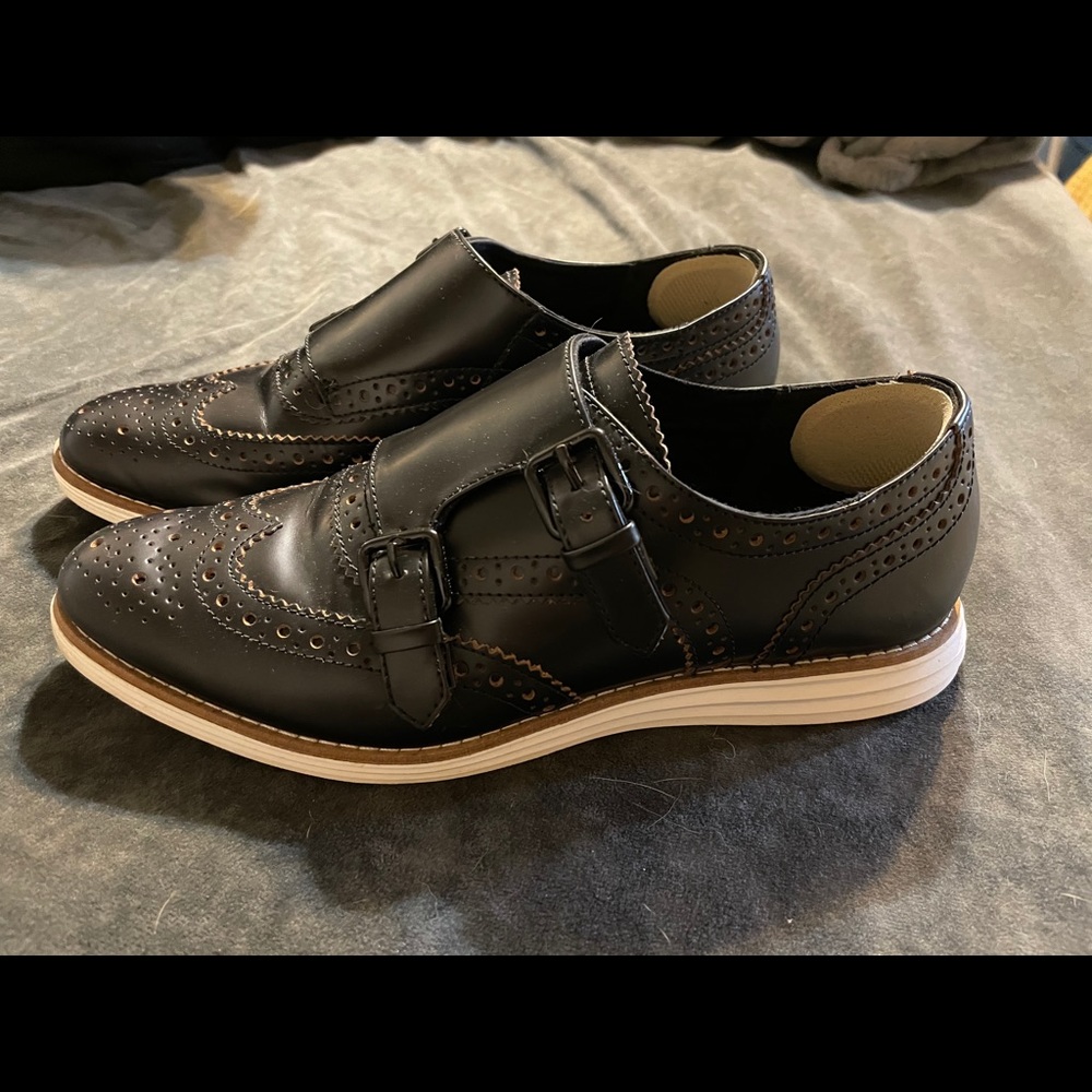 Cole Hahn Oxfords with Straps